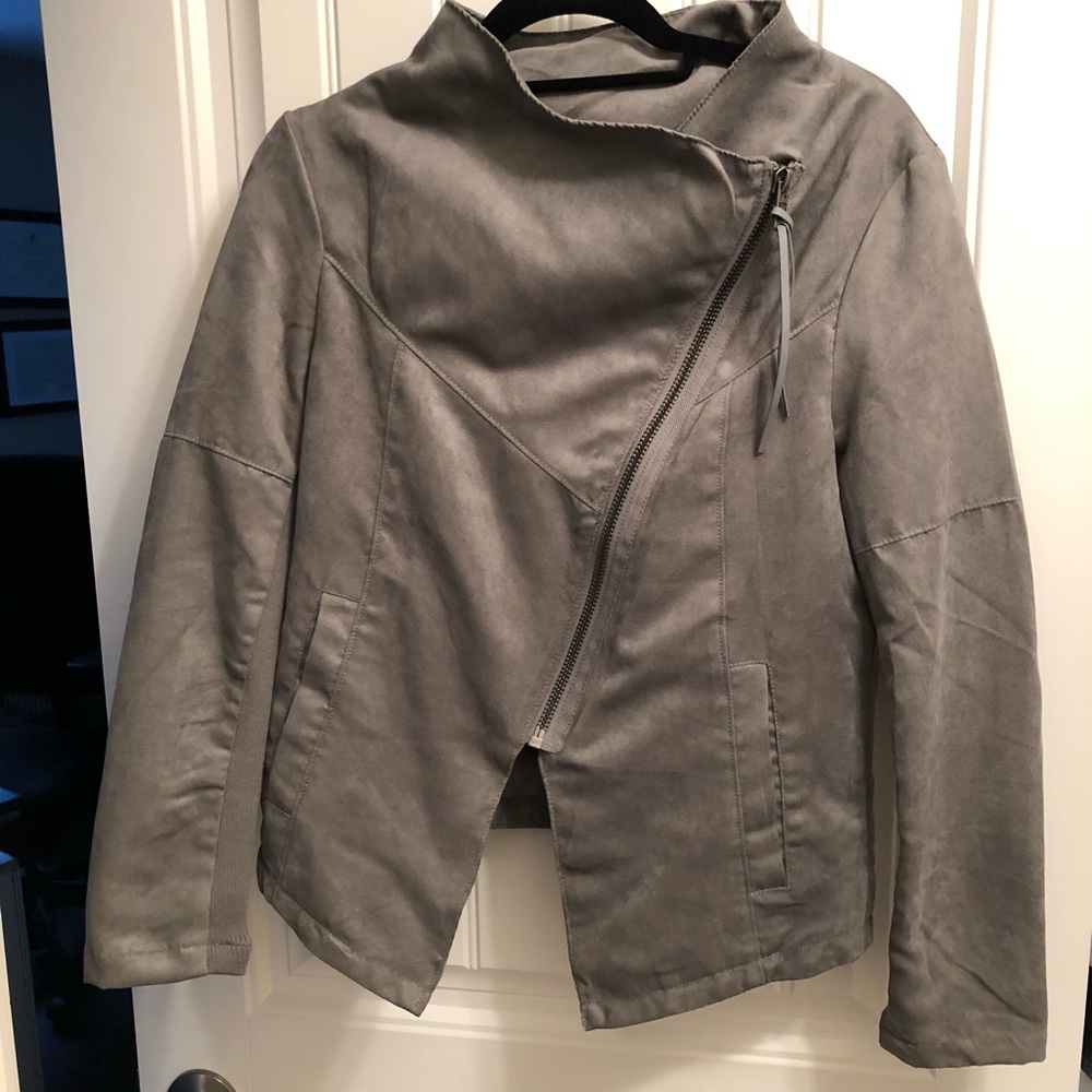 2/$30 item. NWT. Grey, Faux suede light jacket with asymmetrical zip. Sz med.